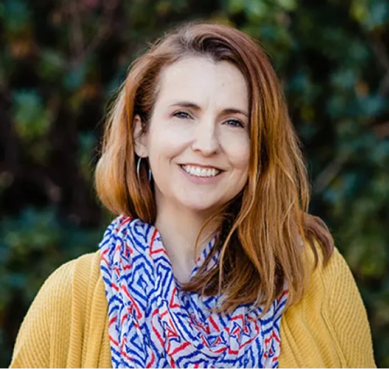 Jessica Zeitler's professional headshot