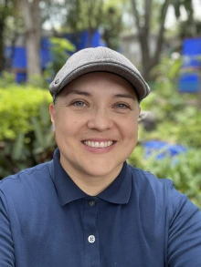 Dominique headshot